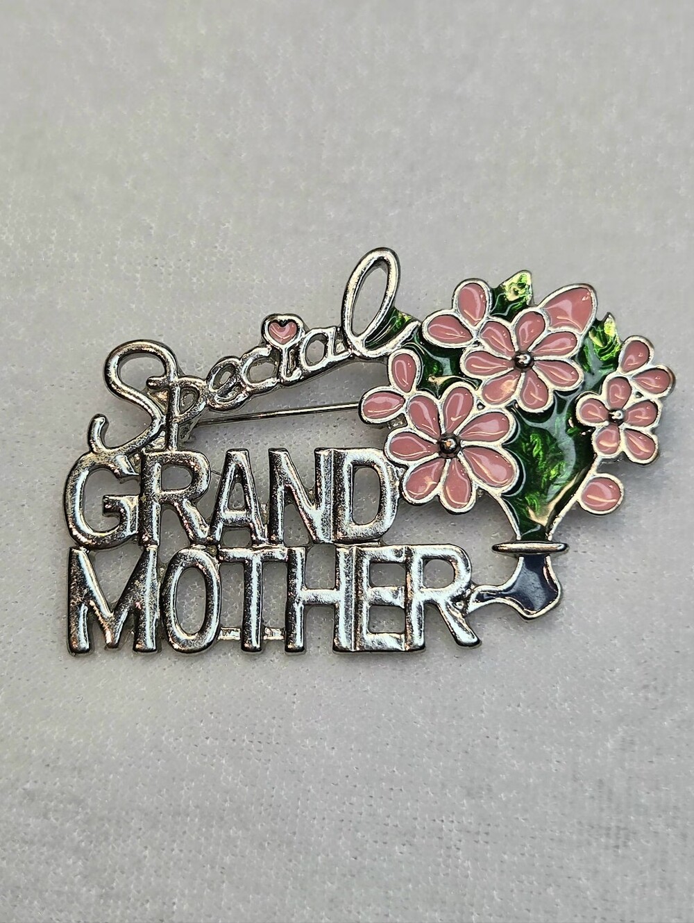 Vintage "Special Grandmother" Flower Bouquet Brooch / Pin